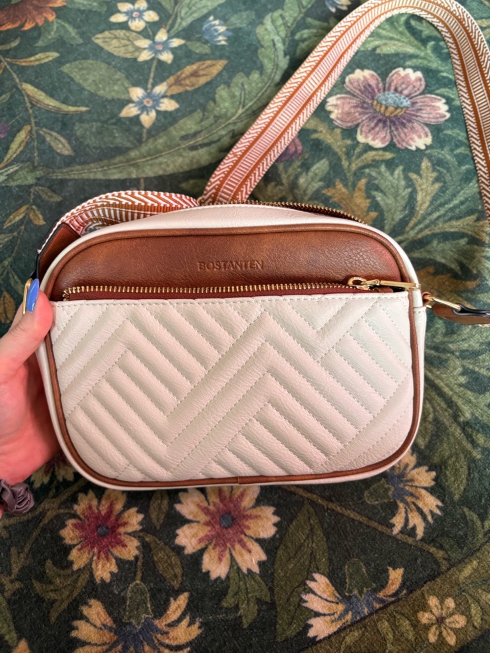 Bostanten White & Brown Quilted Crossbody Bag with Patterned Strap - Picture 4 of 9